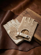 Damen Fingerlose Häkel-Fahrhandschuhe Beige Hirschleder – Handgefertigt
