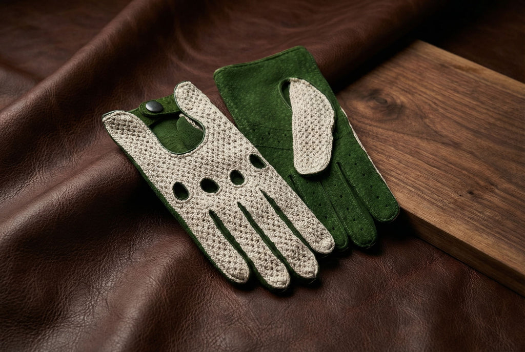 Herren-Fahrhandschuhe aus Carpincho (Capybara) Leder, Häkeloberseite – Handfläche aus Carpincho-Leder, Grün, Lila und Cognac